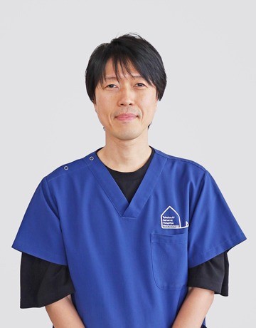 岸上 真